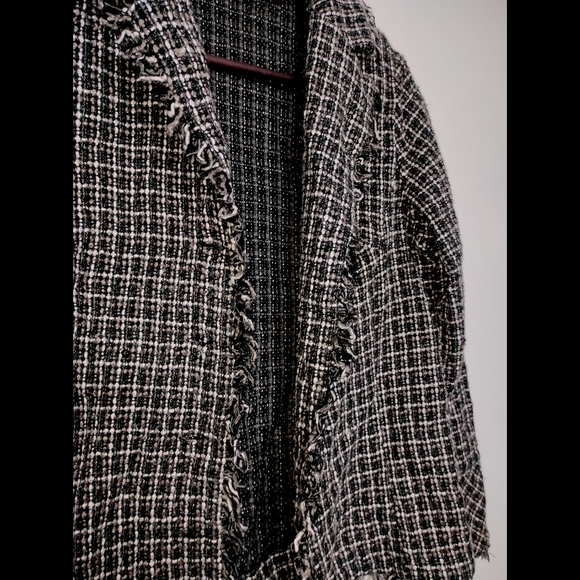 BLAZER (INTERNATIONAL) - Picture 8 of 10